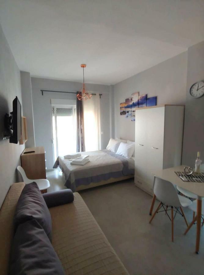 Appartement Nikogroup Sofia à Polychrono Extérieur photo